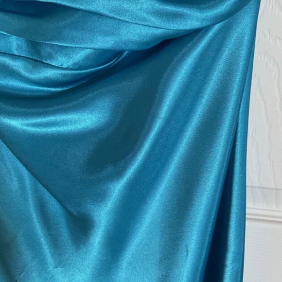 Beautiful Fiesta Gown, Blue, Medium - Picture 3 of 15